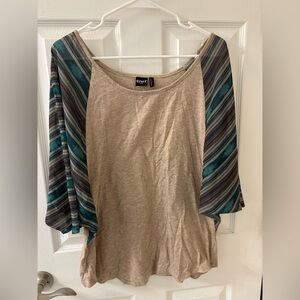 Cruel Womans Top‎